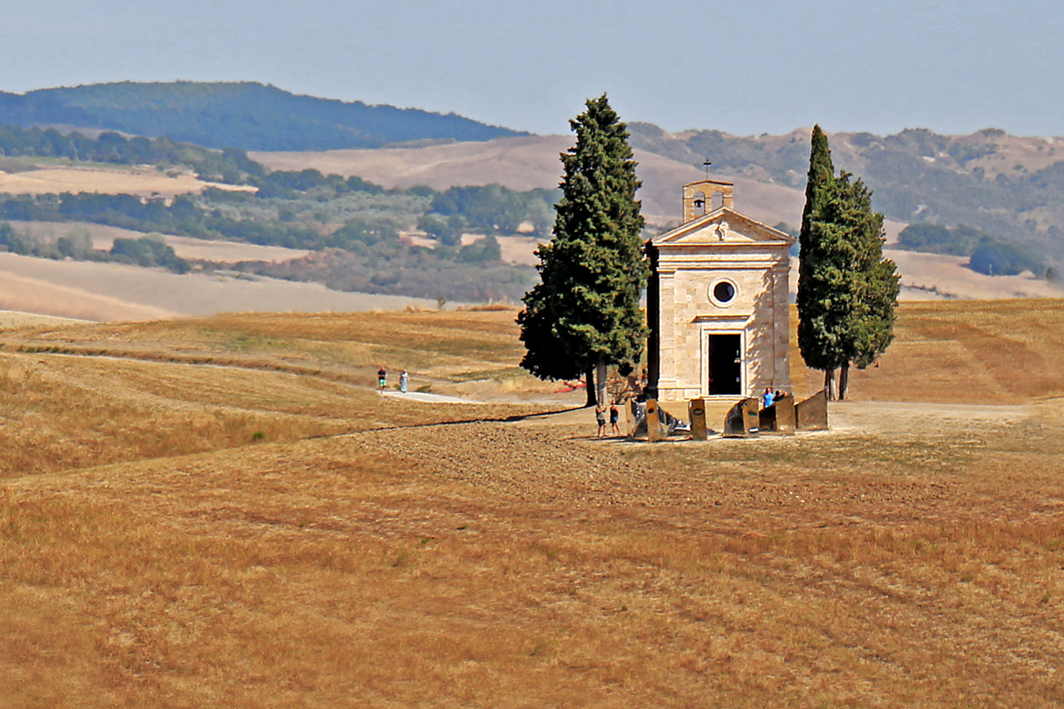 04-2305-Cappella di Vitaleta.jpg